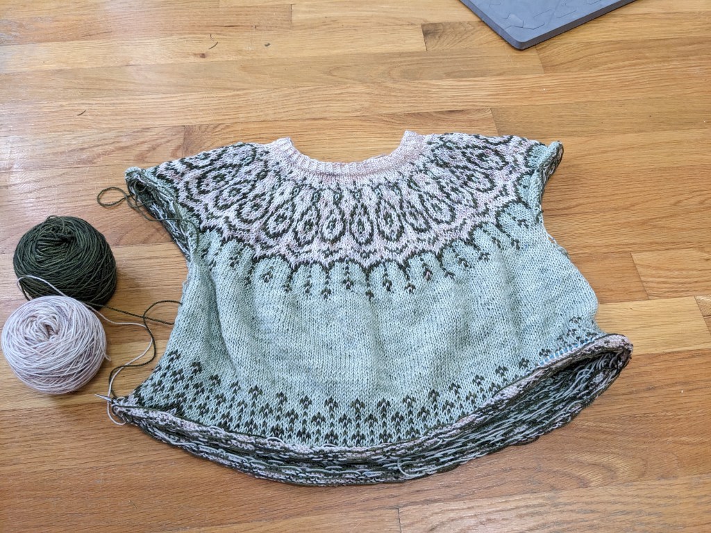 Mindless knitting, mistakes, and other&nbsp;thoughts.